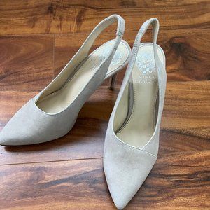 Vince Camuto Pointy Heel Nude Size 7